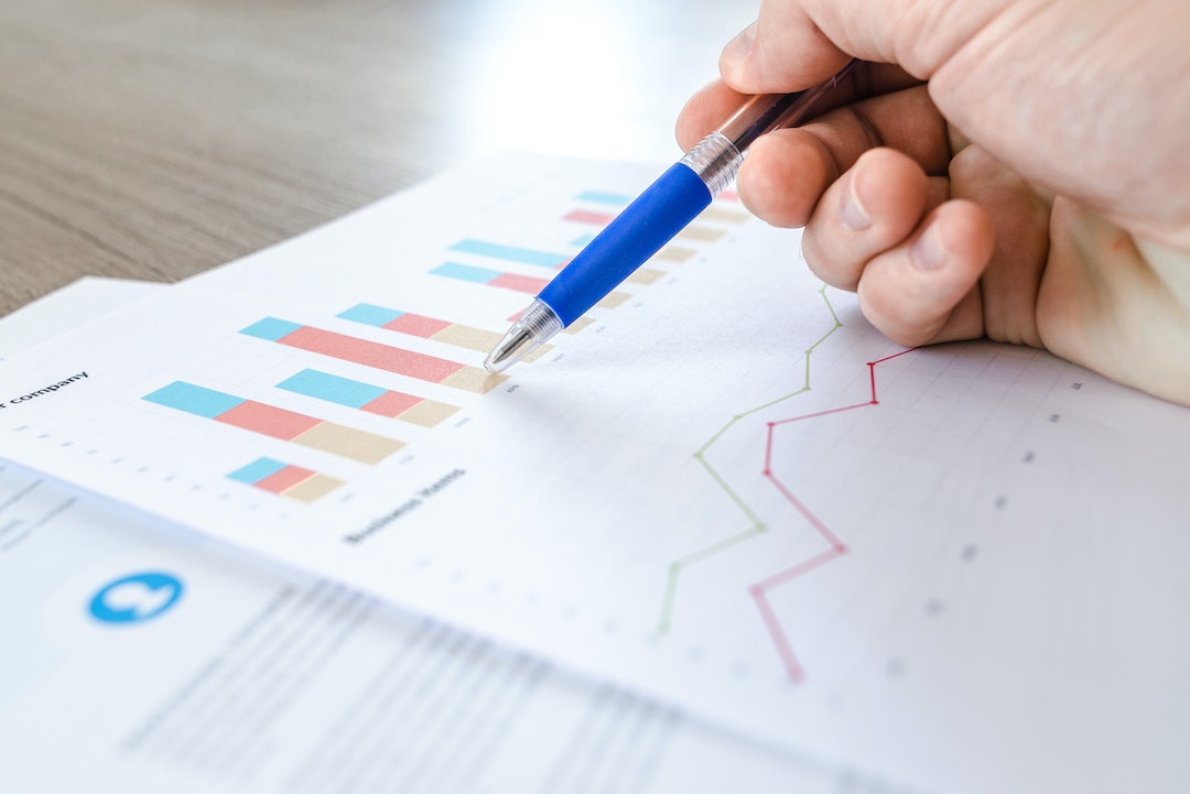 Hoja de datos - métricas de marketing por correo electrónico - Foto de Lukas - Pexels