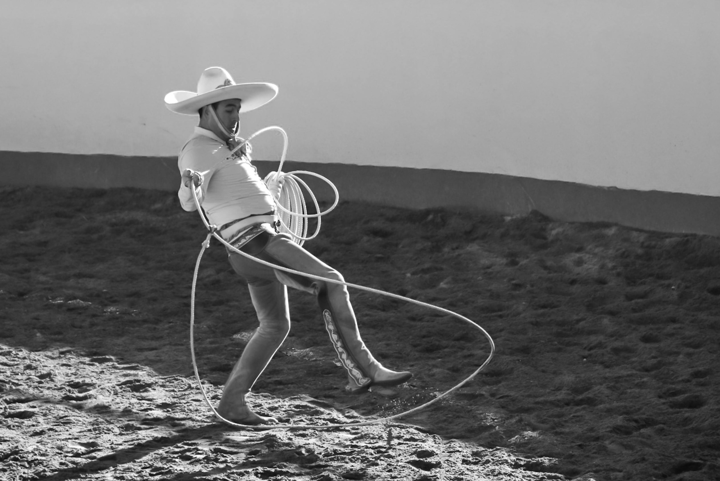 Hombre con un lazo - Foto de Anya Juárez Tenorio - Pexels